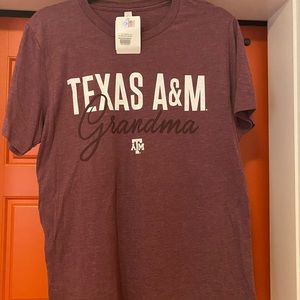 Texas A&M TAMU Grandma maroon t -shirt medium NWT